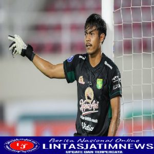 Kiper Persebaya Andhika Ramadhani Minta Maaf Pada Bonek-Bonita