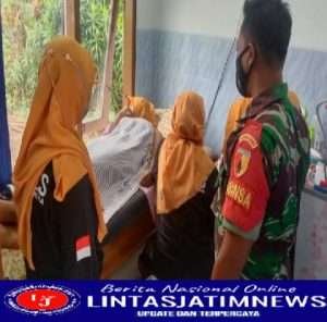 Wujudkan Keluarga Sejahtera, Babinsa Koramil 0801/Pacitan Lakukan Pendampingan BKKBN