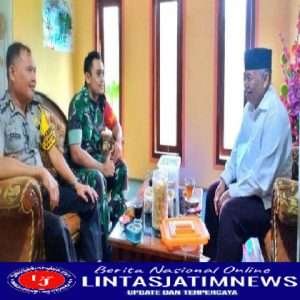 Kunjungi Rumah Warga Babinsa Koramil 0801/04 Tegalombo Perkokoh Tali Silaturahmi