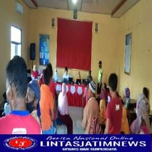 Dampingi Kegiatan, Babinsa Koramil 18/Girimarto Juga Bantu Kelancaran Vaksinasi