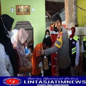 Polisi Peduli, Balita Kelainan Jantung Mendapat Bantuan Sosial dari Polres Bojonegoro