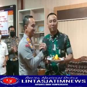 Hari Bhayangkara Kodim Sragen beri kejutan Polres