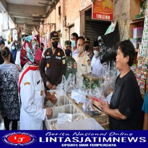 Jelang Hari Raya Idul Adha 1443 H, Kasdim 0726/Sukoharjo bersama Forkopimda Tinjau Pasar Tradisional