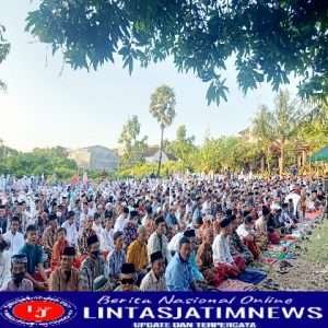 Pesan Khatib Shalat Idul Adha di Lapangan Bazis Paciran Lamongan