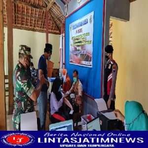Bersinergi, Babinsa Dan Bhabinkamtibmas Berikan Pendampingan Vaksinasi