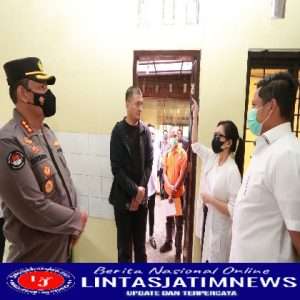 Ditreskrimum Polda Jatim bersama Tim Inafis dan Satreskrim Polres Batu Lakukan Olah TKP Sekolah SPI Kota Batu
