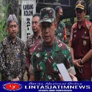 Tak Ingin Meluasnya PMK, Danrem 081/DSJ Tinjau Posko Penyekatan dan Ternak Sapi Perah di Trenggalek