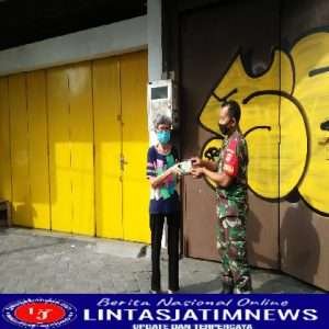 Sertu Rohmad Sambangi Warga Yang  Isoman