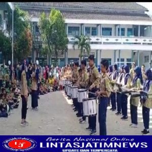 Siswa Baru, Dikenalkan Lingkungan Dikirab Drum Band Maha Surya