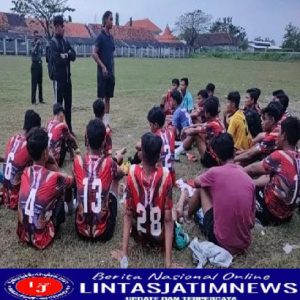 Kesiapan Menghadapi Liga Santri,Tim Perwakilan Kodim 0812 Lamongan Gelar Uji Coba