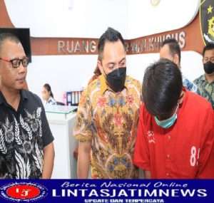 Intip Kamar Mandi Berakhir di Bui