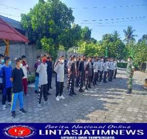 Santri Arroyan Mendapatkan Pelatihan PBB Dari Koramil 04/Nguntoronadi