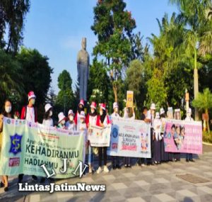 Siswa SD dan SMP se-Surabaya Kampanye: Stop Kekerasan Anak