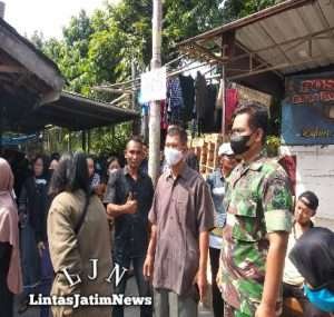 Bentuk Rasa Empati Babinsa Sewu Takziah di Wilayah Binaan Dan Berikan Himbauan Prokes