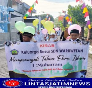 Peringati 1 Muharram 1444 H, SDN Waruwetan Gelar Kirab