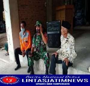 Dengan Komunikasi Sosial, Babinsa Koramil 0801/12 Jalin Kedekatan Dengan Warga