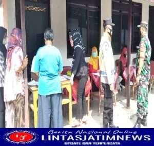 Sinergi TNI-Polri Jatiroto Berikan Pendampingan Vaksinasi Covid-19