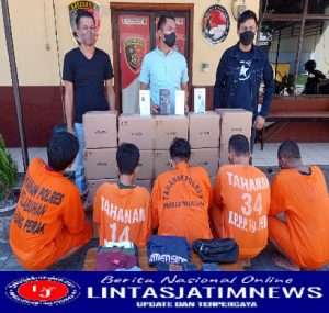 Komplotan Penggelapan Ratusan Handphone Senilai 1,5 Miliyar berhasil di Tangkap Polres Tanjung Perak