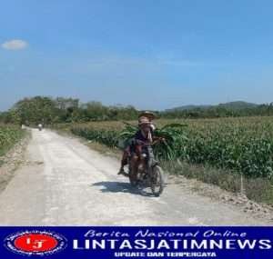 Senyum Lebar Petani Jerukan yang Jalannya di Bangun Satgas TMMD