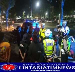 Polres Probolinggo Gelar Sosialisasi Safety Riding dengan Komunitas Motor, Cegah Laka Lantas dan Balap Liar