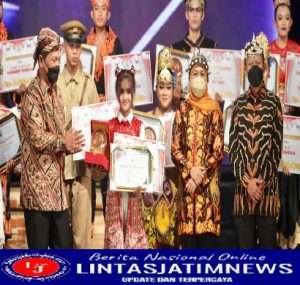 Semarak Malam Gebyar Nusantara Gemilang Jawa Timur 2022, Gubernur Jatim : Memberikan Warna Kekuatan Nusantara, Kekuatan Bhineka Tunggal Ika