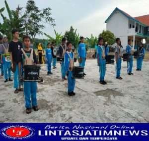 Meriahkan Peringatan HUT RI Ke 77, SMPM 26 Patihan Kebut Berlatih Drumband