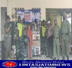 Sosialisasi Peredaran Rokok Ilegal, Babinsa Koramil 0801/Pacitan Bersama Dinas Terkait