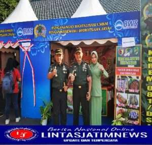 Dalam Rangka Pencanangan Digitalisasi UMKM, Kodim 0801/Pacitan Ikuti Bazar Produk Khas Unggulan