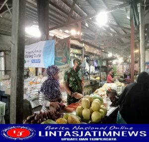 Babinsa Danukusuman Cek Protokol Kesehatan dipasar Tradisonal