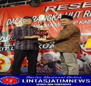 SMK Maarif NU Mantup, Raih Juara  1 Pawai  Budaya HUT Ke- 77