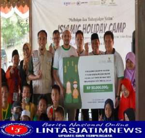 Muliakan Anak Yatim Yayasan Dompet Yatim dan Masjid bersama BAZNAS Kota Tangerang Salurkan dana infaq untuk 100 anak yatim