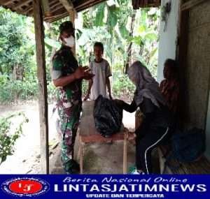 Komsos, Sarana Babinsa Kodim 0802/Ponorogo Jalin Silaturahmi Dengan Warga di Desa Binaan
