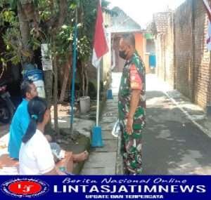 Dekat Dengan Warga, Babinsa Laksanakan Komsos