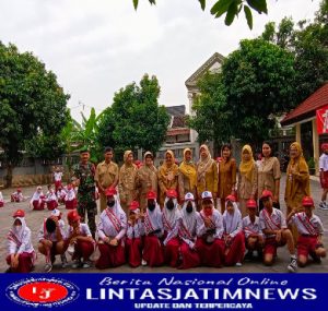 Latih Kedisiplinan Sejak Usia Dini, Babinsa Kadipiro Jadi Irup Dalam Upacara Bendera di SD Negeri Banyuagung 3