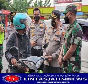 Pastikan Distribusi BBM Aman, Kapolres Blitar Kota dan Dandim Kunjungi Sejumlah SPBU