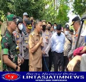 Kawal Aksi Unjuk Rasa Kenaikan BBM, Dandim Bersama Kapolres Pacitan Turun ke Jalan