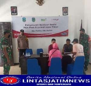 Babinsa Koramil 0801/01 Pacitan Lakukan Pendampingan Terhadap Penyaluran Bantuan Sosial PKH Plus