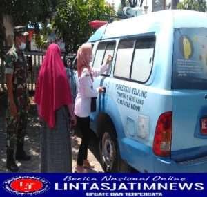 Babinsa Kedunggalar Dampingi Petugas Kesehatan Evakuasi Orang Dengan Gangguan Jiwa (ODGJ)