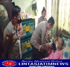 Polres Gresik Terus Gelar Bhakti Sosial, kali ini Terjun ke Rumah Nenek
