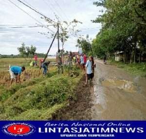 Babinsa Koramil 0805/05 Karangjati Gotong Royong Karya Bakti Bersama Warga