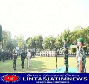 Upacara Bendera Tujuh Belasan, Dandim 0802/Ponorogo Baca Amanat Pangdam V/Brawijaya