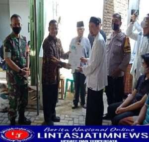 Wujud Empati Babinsa Kepatihan Wetan Laksanakan Takziah Serta Berikan Himbauan Prokes di Wilayah Binaan