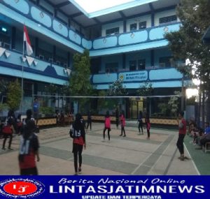 SMK Muhlibat Separing Bola Voli Putri dengan SMK NULIBA