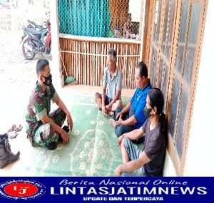 Babinsa Koramil 0805/ 09 Kendal Melaksanakan Komsos Dengan masyarakat Pedalaman