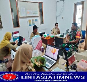 Babinsa Komsos Bersama Perangkat Desa Jaga Sinergitas Wilayah