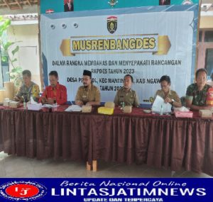 Babinsa Koramil Mantingan Hadiri Musrenbangdes di Wilayah Binaannya