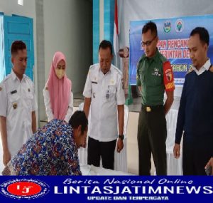 Tingkatkan Kesejahteraan, Babinsa Koramil 0801/08 Tulakan Hadiri Musrenbang Penetapan RKPDes TA. 2023