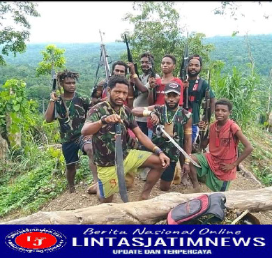 TPN-PB OPM Berhasil Menembak Mati 4 Intelijen TNI Menyamar Sebagai Projek Jalan Trans Papua di Sorong Raya