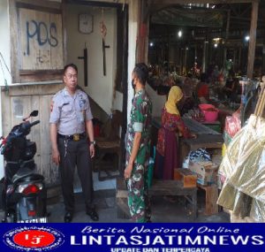 Bati Bakti TNI Koramil 03 Serengan Datangi Security Pasar Harjodaksino