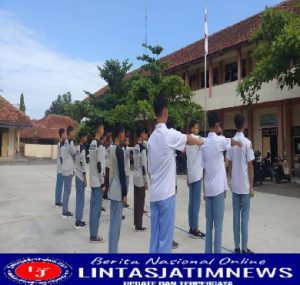 Latih PBB Tanamkan Disiplin Siswa